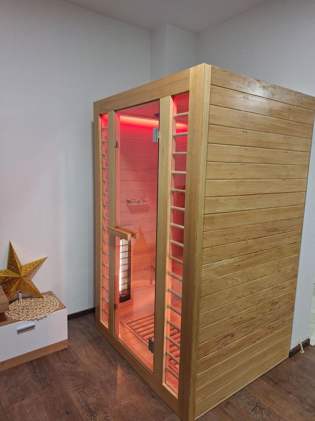 Kraljeva Hiza - Apartmani I Sobe Kralj Sveti Martin Na Muri Esterno foto